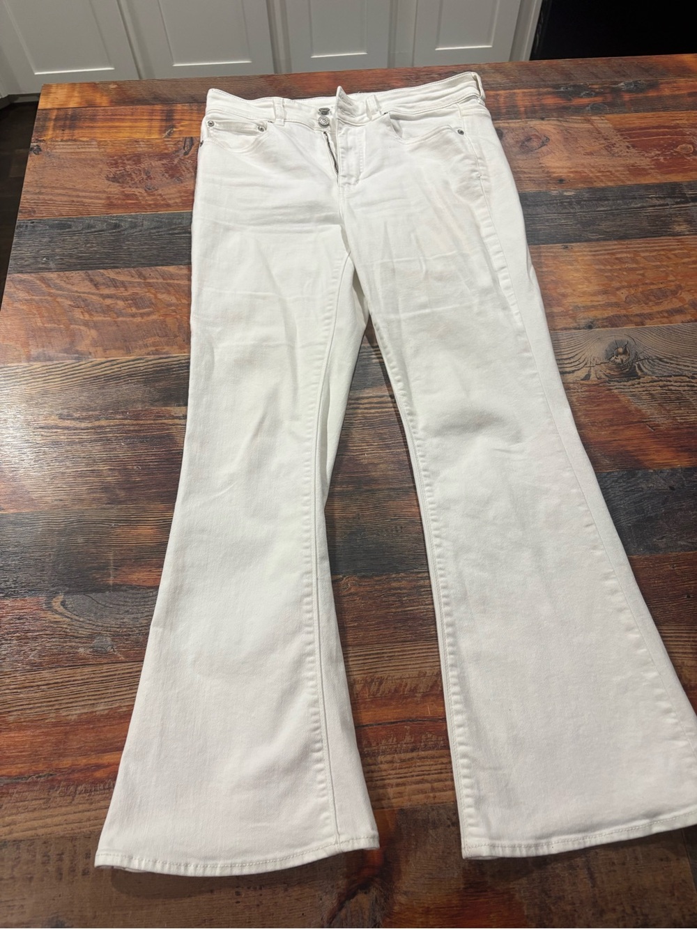 American Eagle Outfitters Off-White Flare Jeans
